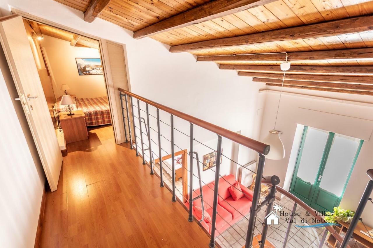 Akrai Hotel Palazzolo Acreide Bagian luar foto