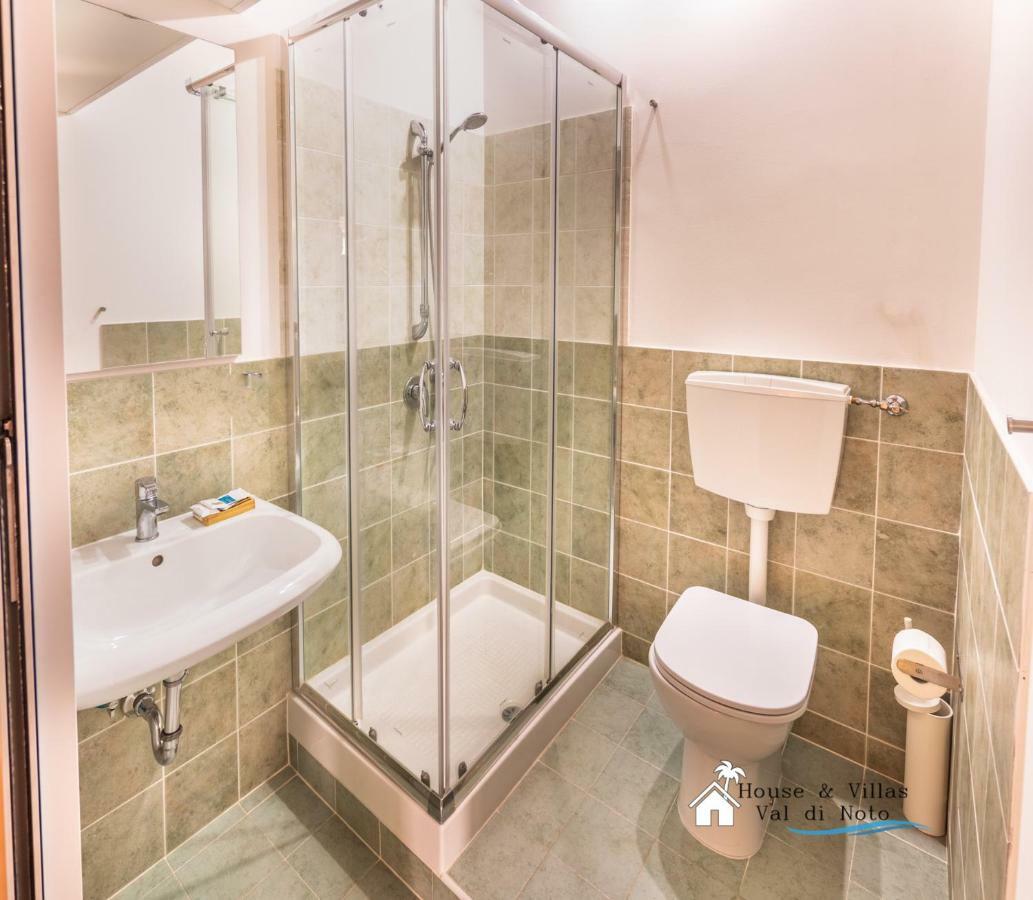 Akrai Hotel Palazzolo Acreide Bagian luar foto