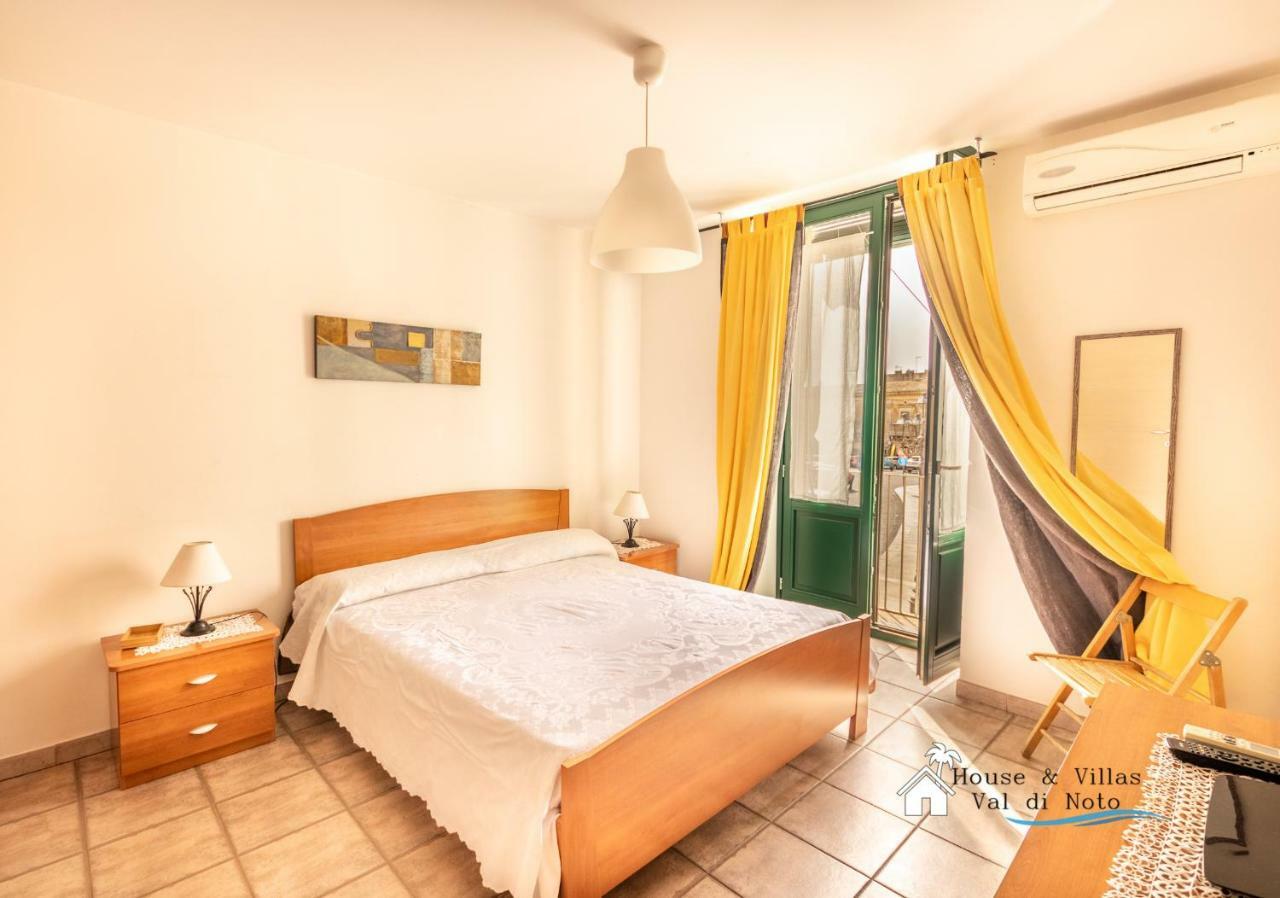 Akrai Hotel Palazzolo Acreide Bagian luar foto